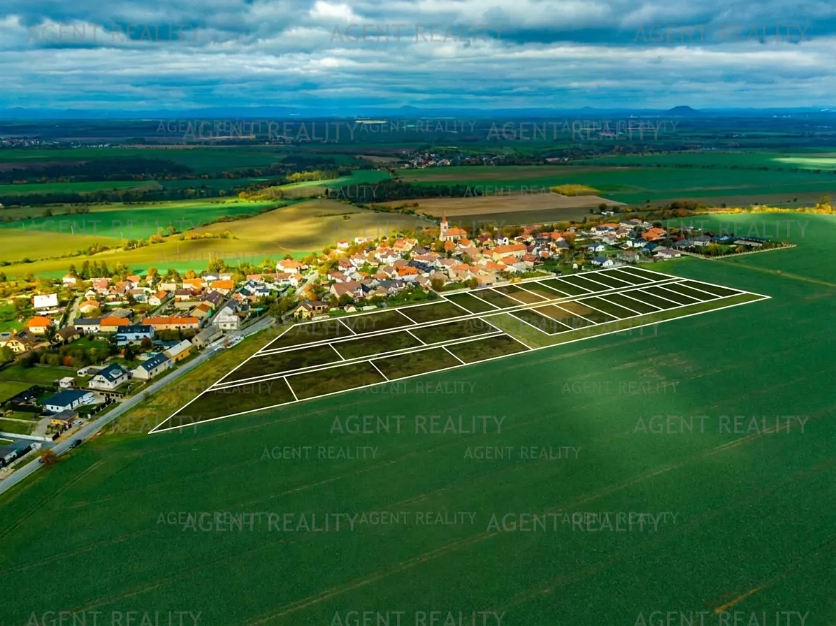 Prodej stavebního pozemku 879 m²